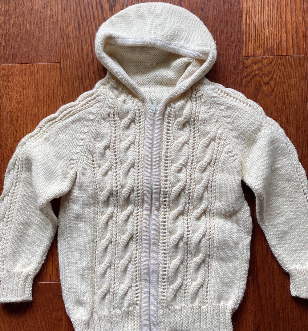 New Hand-Knitted White Zip-Up Cardigan Sweater with Hood Size 6–8 Year